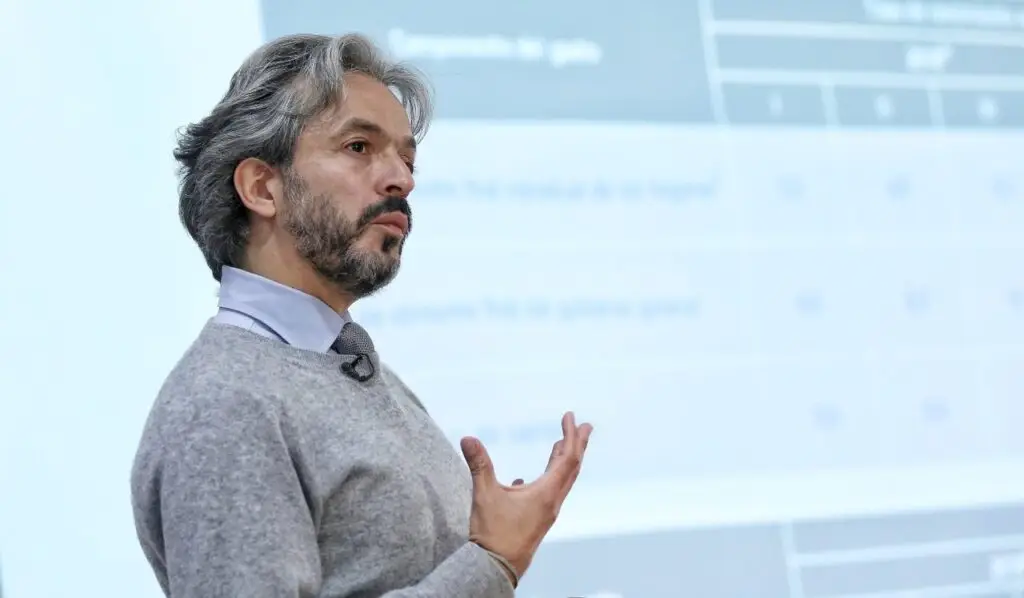 Juan Daniel Oviedo, conocido como el candidato ‘gomelo’, contó cuánto paga de arriendo en Bosa