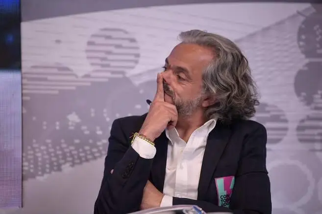 Lo que vendría tras una eventual revocatoria de la candidatura de Juan Daniel Oviedo