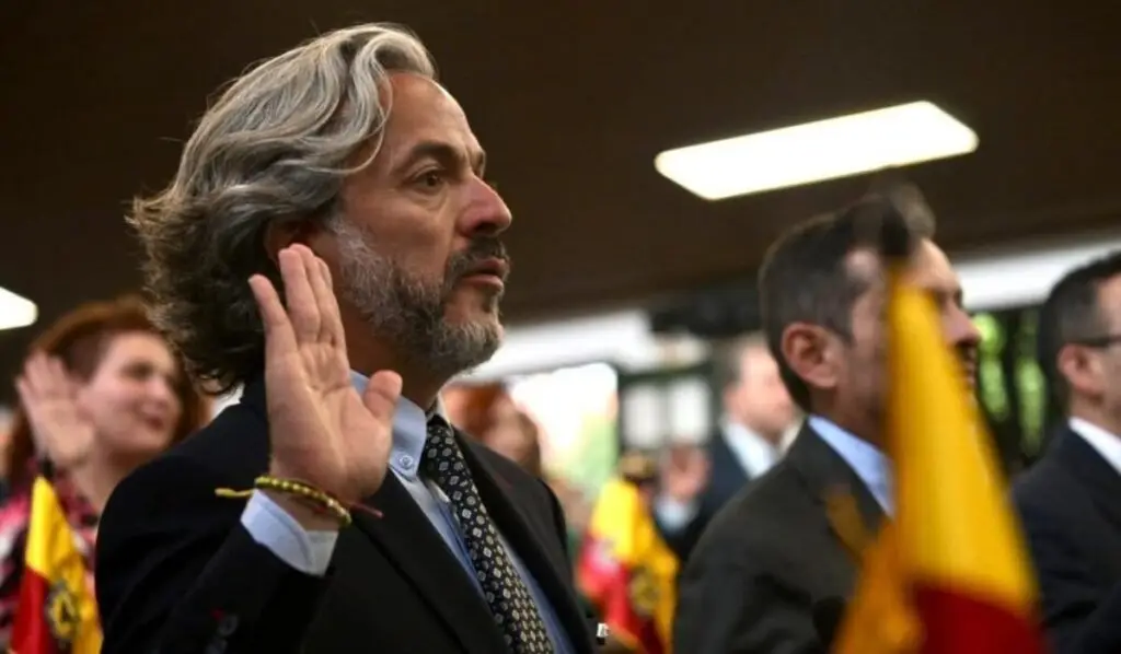 Concejo de Bogotá: Oviedo se inscribirá como candidato a vicepresidente
