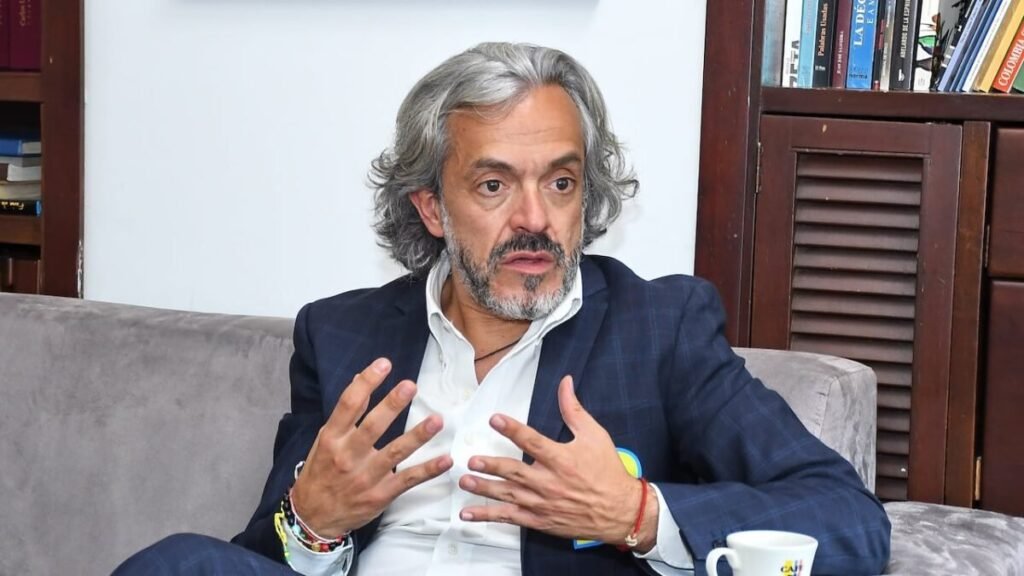 Juan Daniel Oviedo le anunció a SEMANA el día en que renunciará oficialmente al Concejo de Bogotá para lanzar su candidatura presidencial