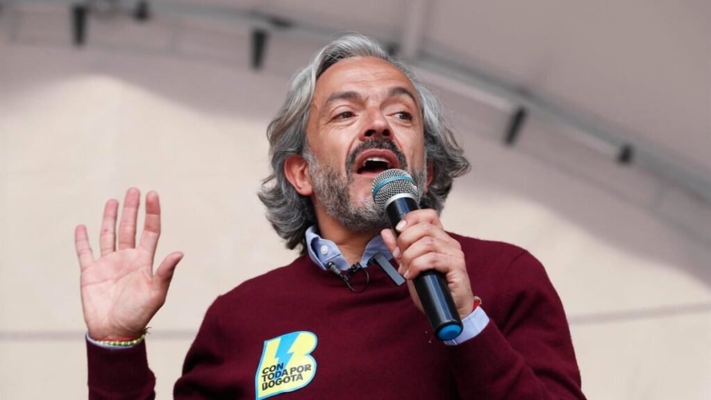 Juan Daniel Oviedo anuncia su carrera por la presidencia para 2026: “No soy uribista y no estoy plenamente convencido de ese proyecto político”