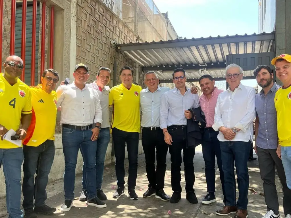 Pumarejo y tres exalcaldes aspiran a la Presidencia en el 2026
