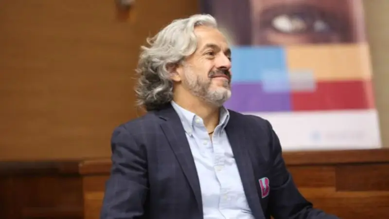 Juan Daniel Oviedo renuncia al Concejo de Bogotá para iniciar su camino a la Presidencia de Colombia