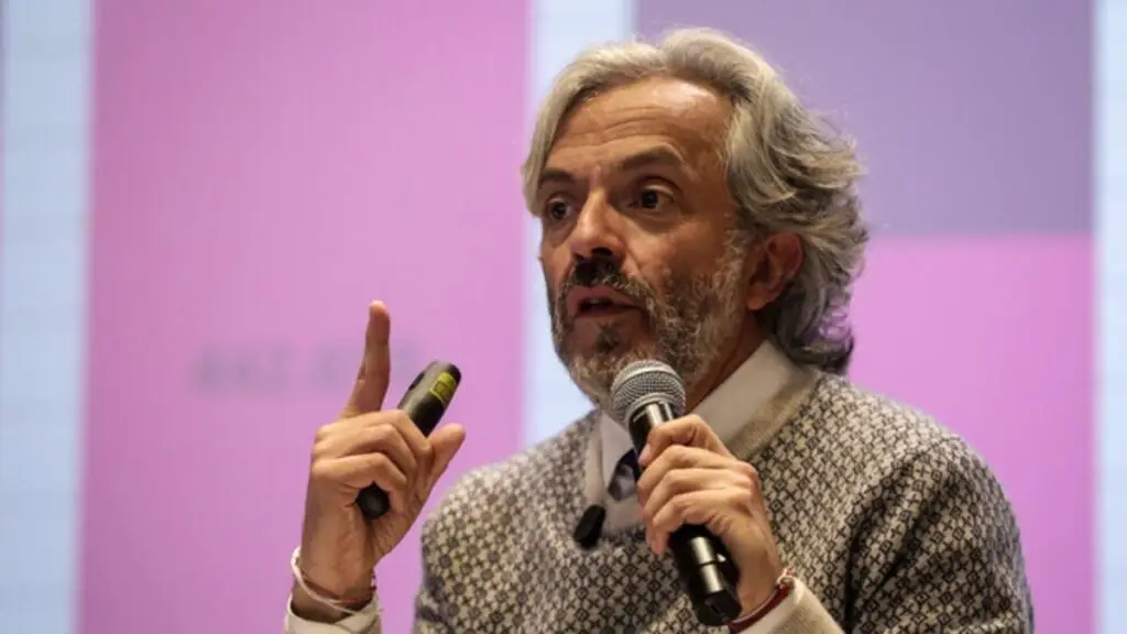 Gente está cansada de tanta polarización y personaje repetido: Oviedo y su candidatura presidencial