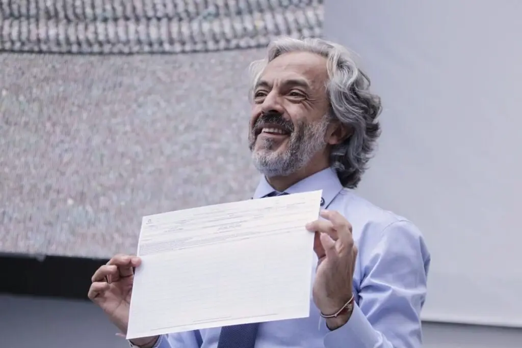 Juan Daniel Oviedo lanza comité promotor a la Presidencia y anuncia listas al Congreso