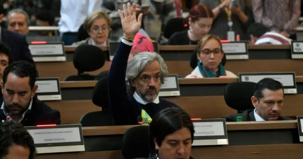Juan Daniel Oviedo sí estaba inhabilitado para ser candidato: Consejo de Estado