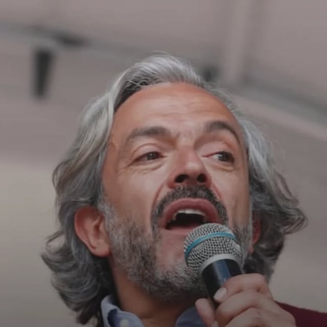 El precandidato Juan Daniel Oviedo cuestionó al presidente Gustavo Petro por el aumento del salario mínimo y advirtió que esta decisión tiene efectos directos en los gastos de los hogares.