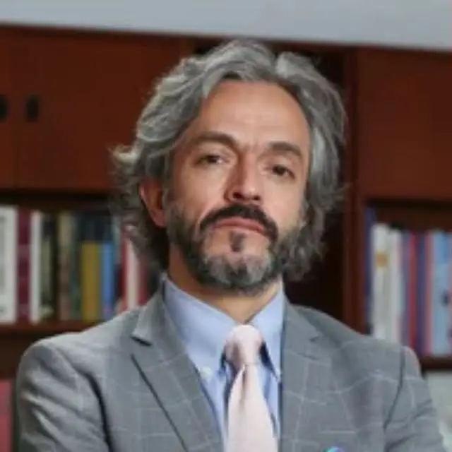 Juan Daniel Oviedo se convirtió en la gran sorpresa de las votaciones de las consultas.