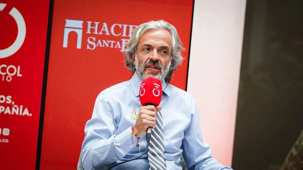 ¿Juan Daniel Oviedo renunciaría a la vicepresidencia para irse a la Alcaldía de Bogotá?